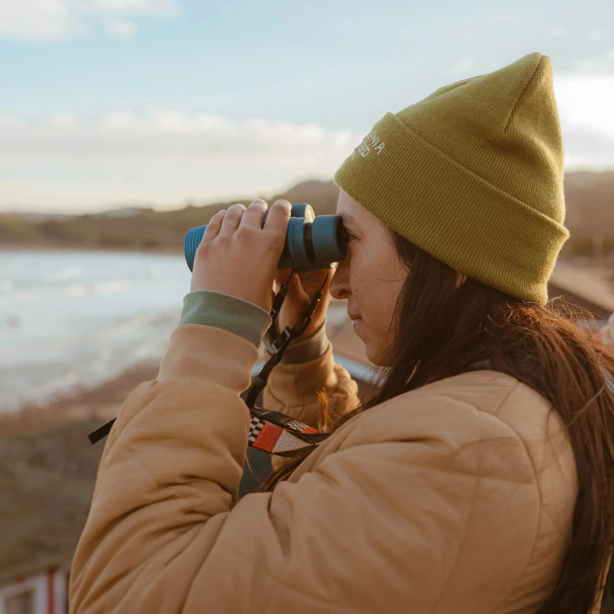 Nocs Field Issue 8x32 Binoculars - Image 10